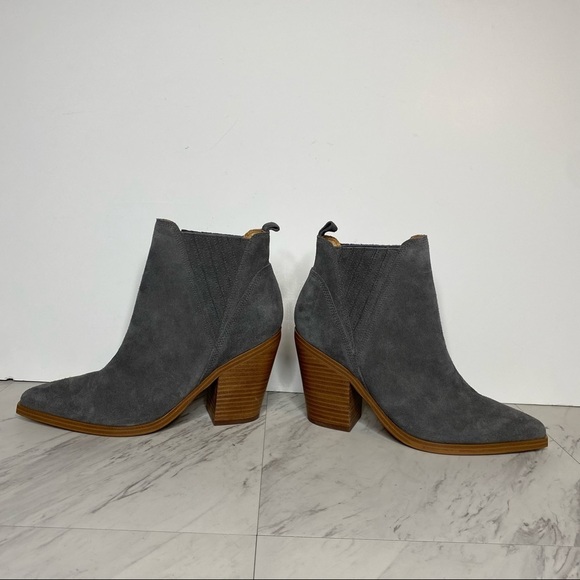 New! Marc Fisher Gadri Gray Suede Bootie 9M - Picture 6 of 13